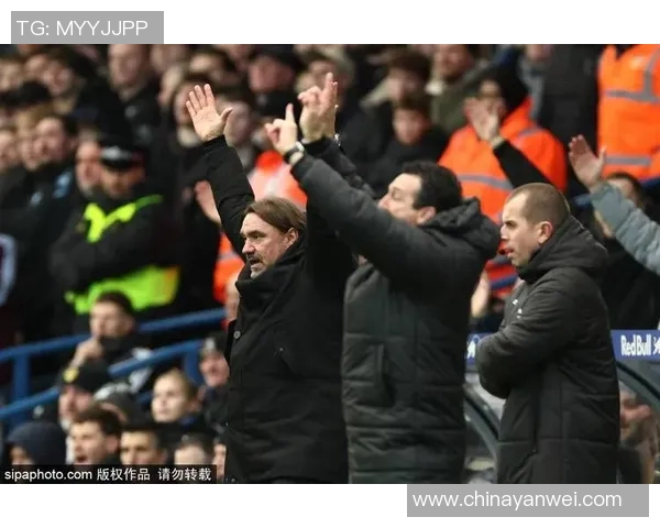 足球球星训练场怒火中烧 激烈冲突引发场面失控球迷热议